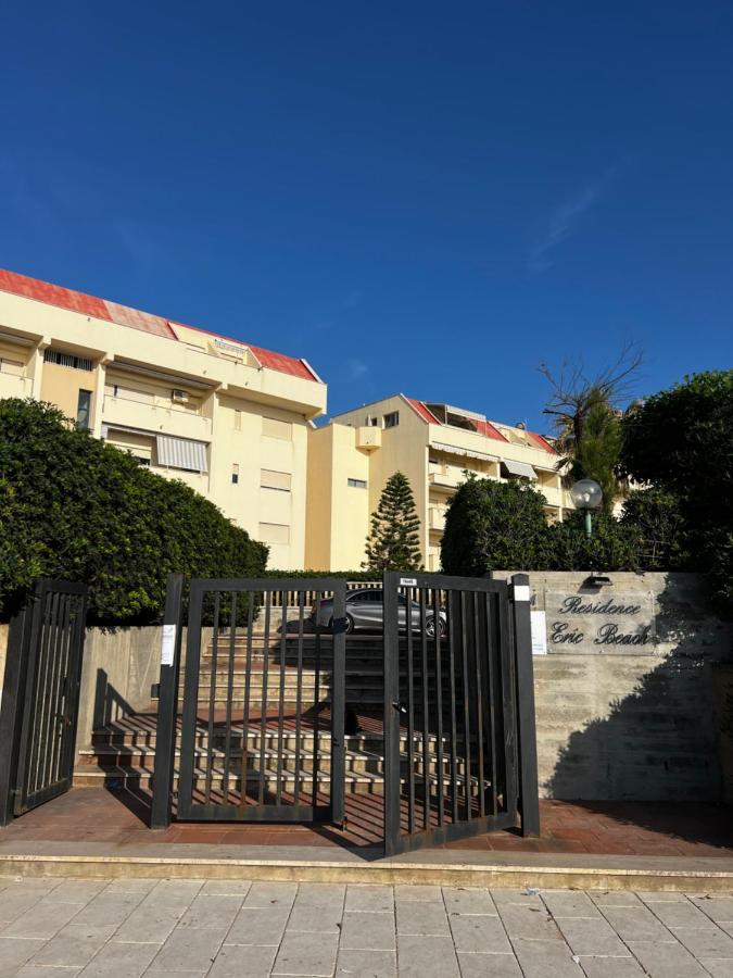 A Casa Di Rosa,Fronte Spiaggia, Piscina,Parcheggio Trapani Luaran gambar
